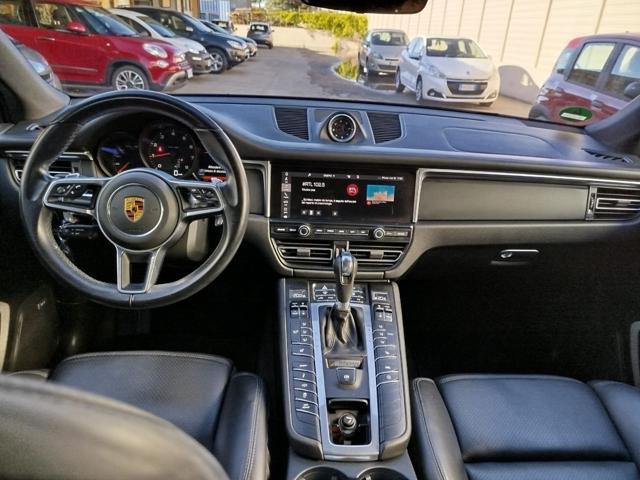 PORSCHE Macan 2.0