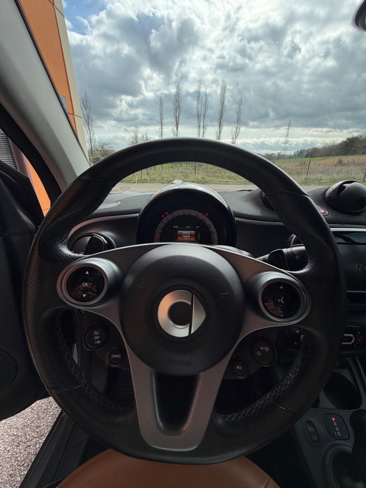 Smart ForTwo 90cv AUTOMATICA CARANZIA 12/36 MESI