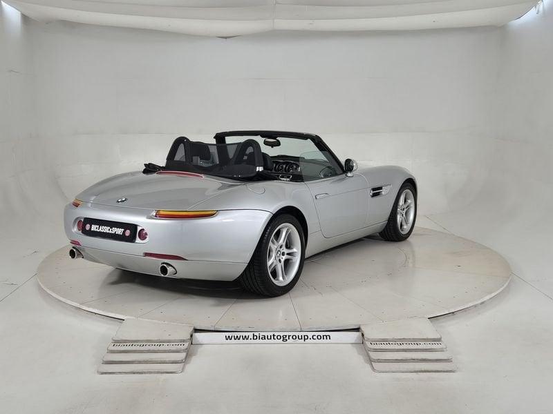 BMW Z8 4.9
