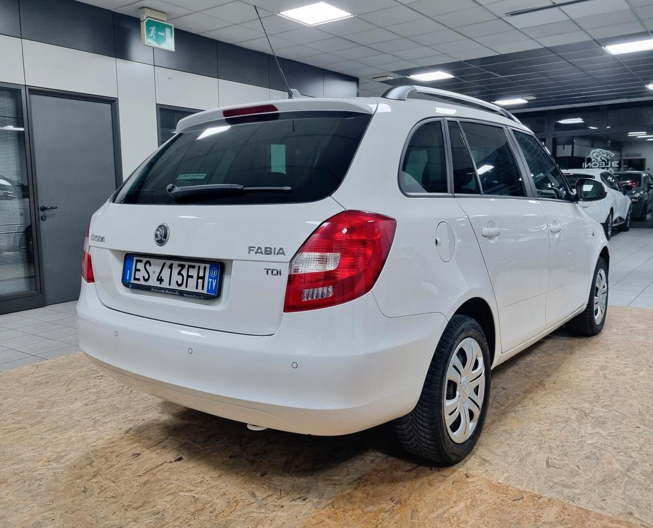 SKODA FABIA 1.6 TDI CR 75CV NAVI OK NEOPATENTATI