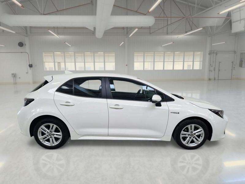 TOYOTA COROLLA 1.8 HYBRID ACTIVE AUTO 5 PORTE BERLINA