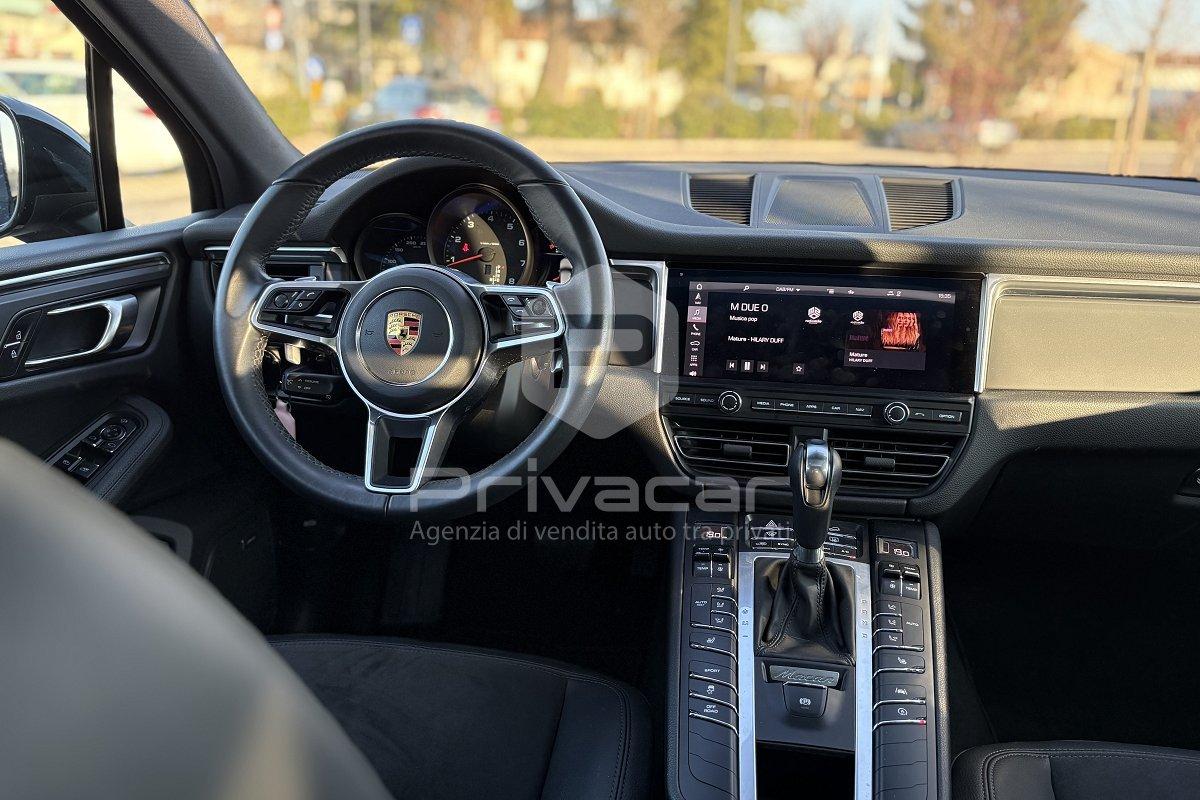 PORSCHE Macan 2.0