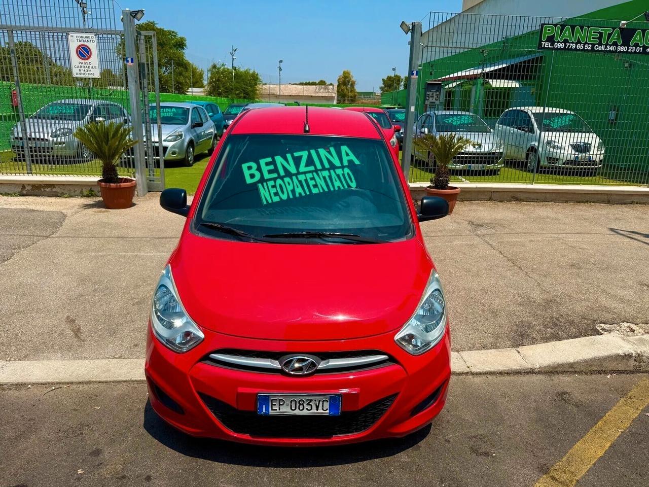 Hyundai i10 1.1 BENZINA - ANNO 04/2012 - NEOPATENTATO