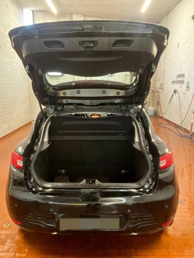 RENAULT Clio 1.2 75CV 5 porte Live