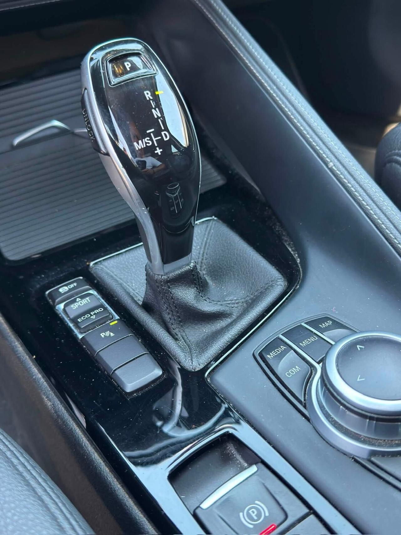 Bmw X1 sDrive18d xLine