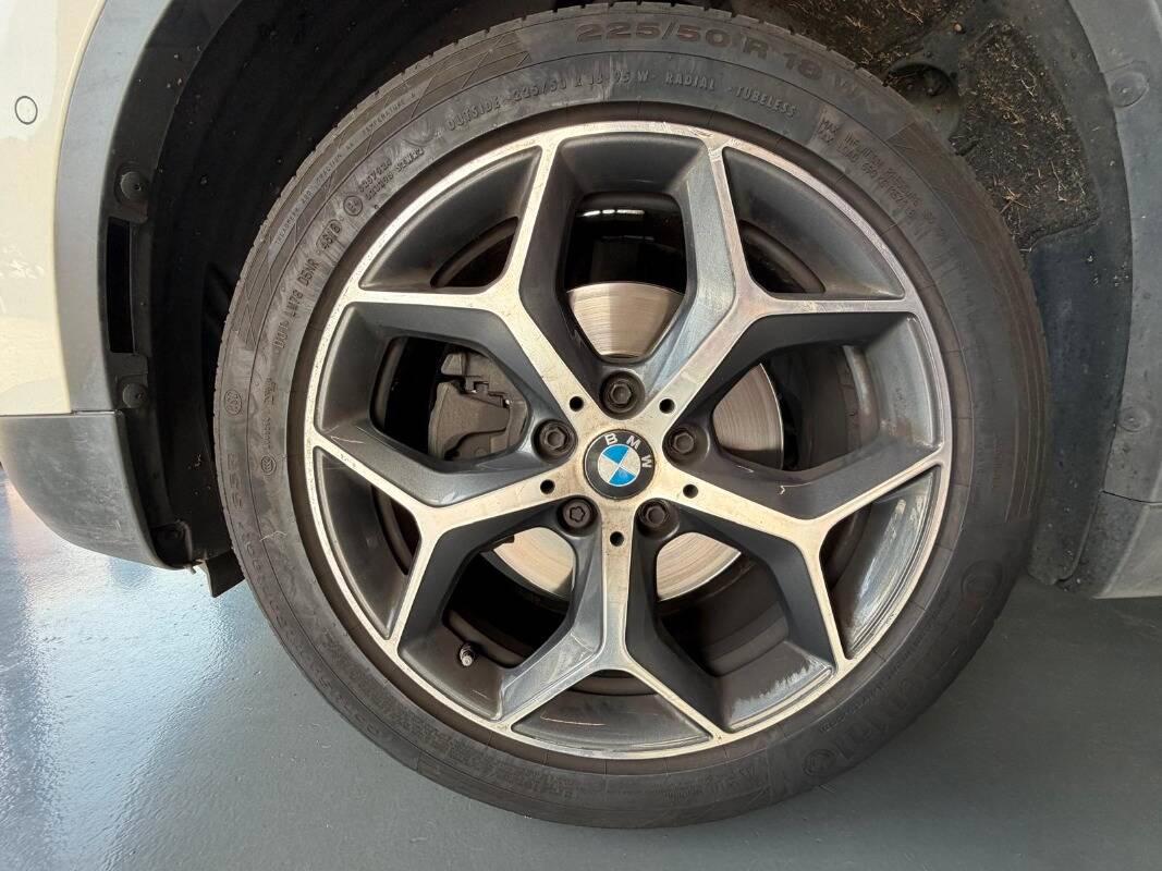 BMW X1 Sdrive18d xLine auto