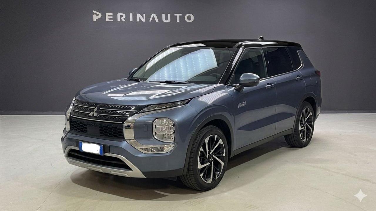 Mitsubishi Outlander 2.4 phev Intense 8 Anni di GARANZIA