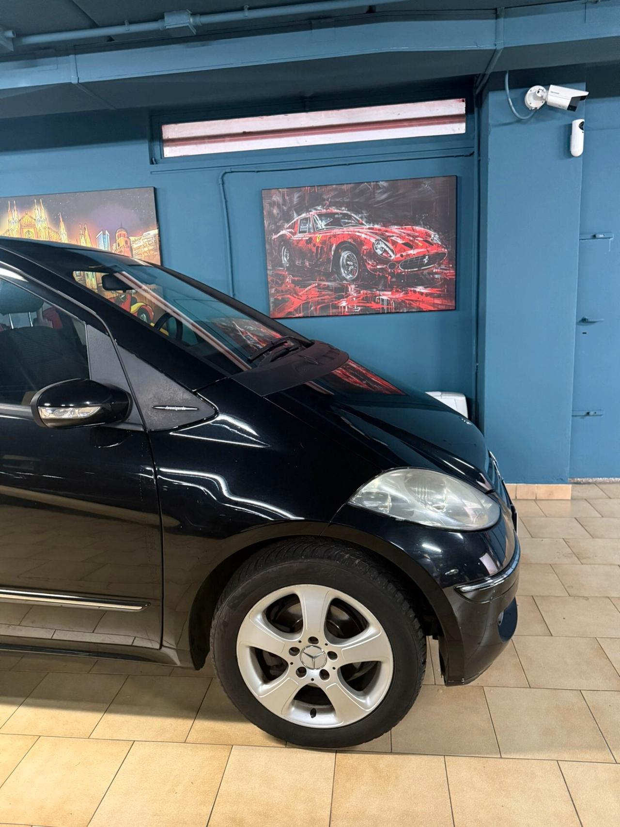 A200 136CV ENTRA OVUNQUE DENTRO MILANO!