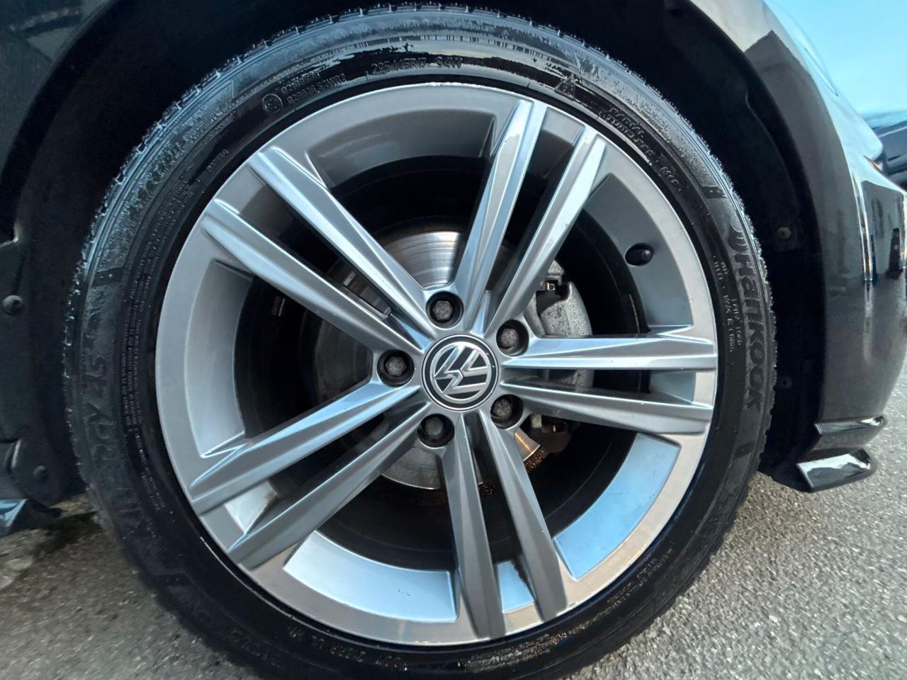 Volkswagen Golf 1.6 TDI 115cv R line - 2017