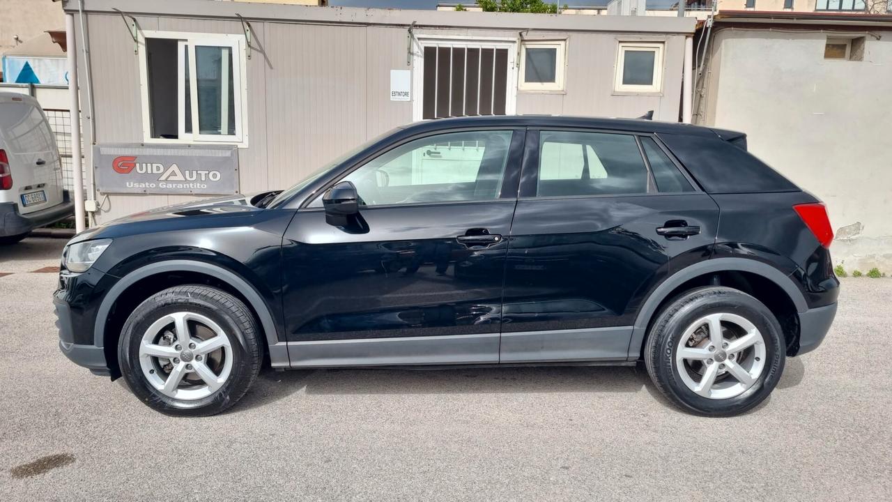 Audi Q2 30 TFSI Business