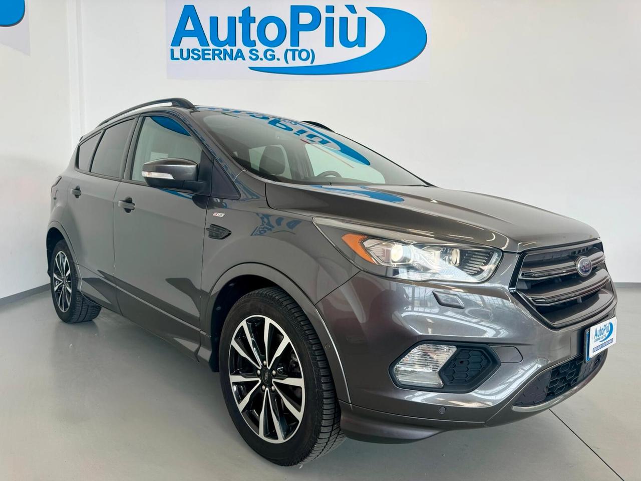 Ford Kuga 2.0 TDCI 150 CV S&S 4WD ST-Line