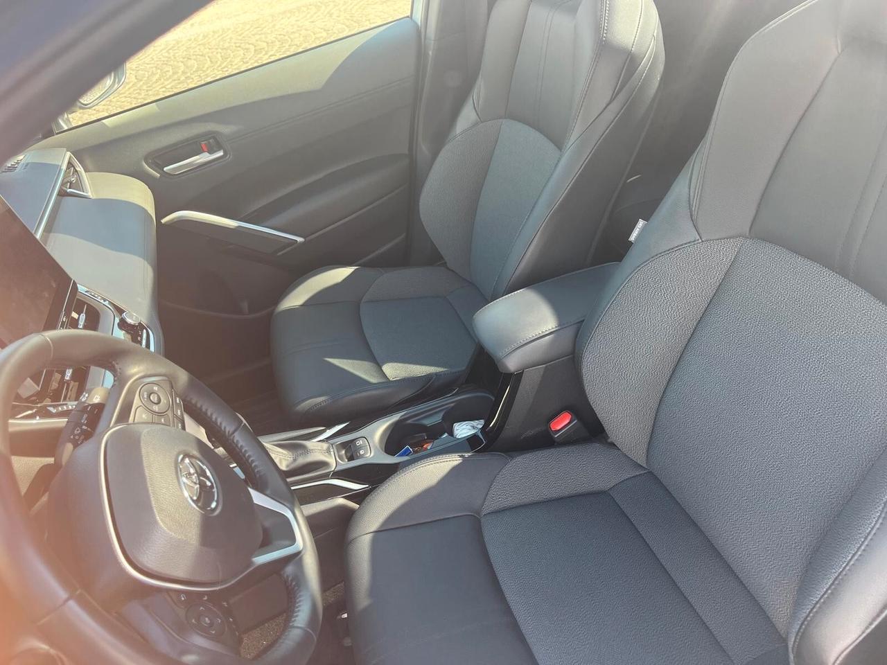 Toyota Corolla Cross 2.0 Hybrid 197 CV E-CVT Lounge