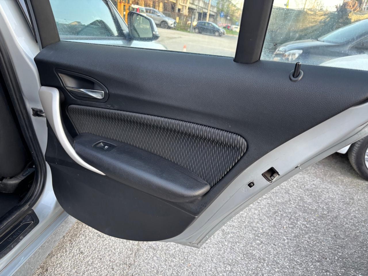 Bmw 118d serie1 Urban 5p.