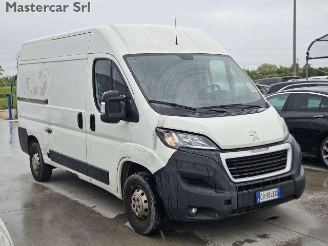 PEUGEOT Boxer 330 L2H2 2.2 BlueHDi 140cv - GB384KR