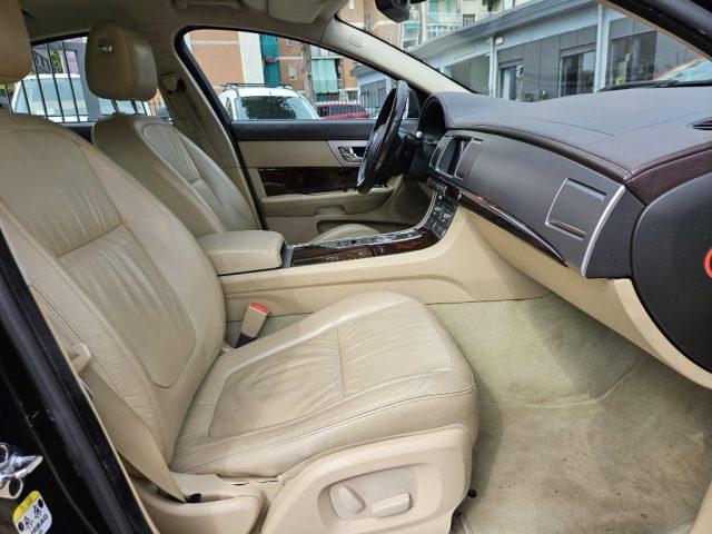 JAGUAR XF 3.0 D V6 Luxury