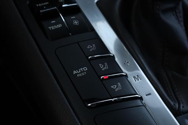 PORSCHE Macan 2.0 245CV aut. 4x4 Prezzo Netto