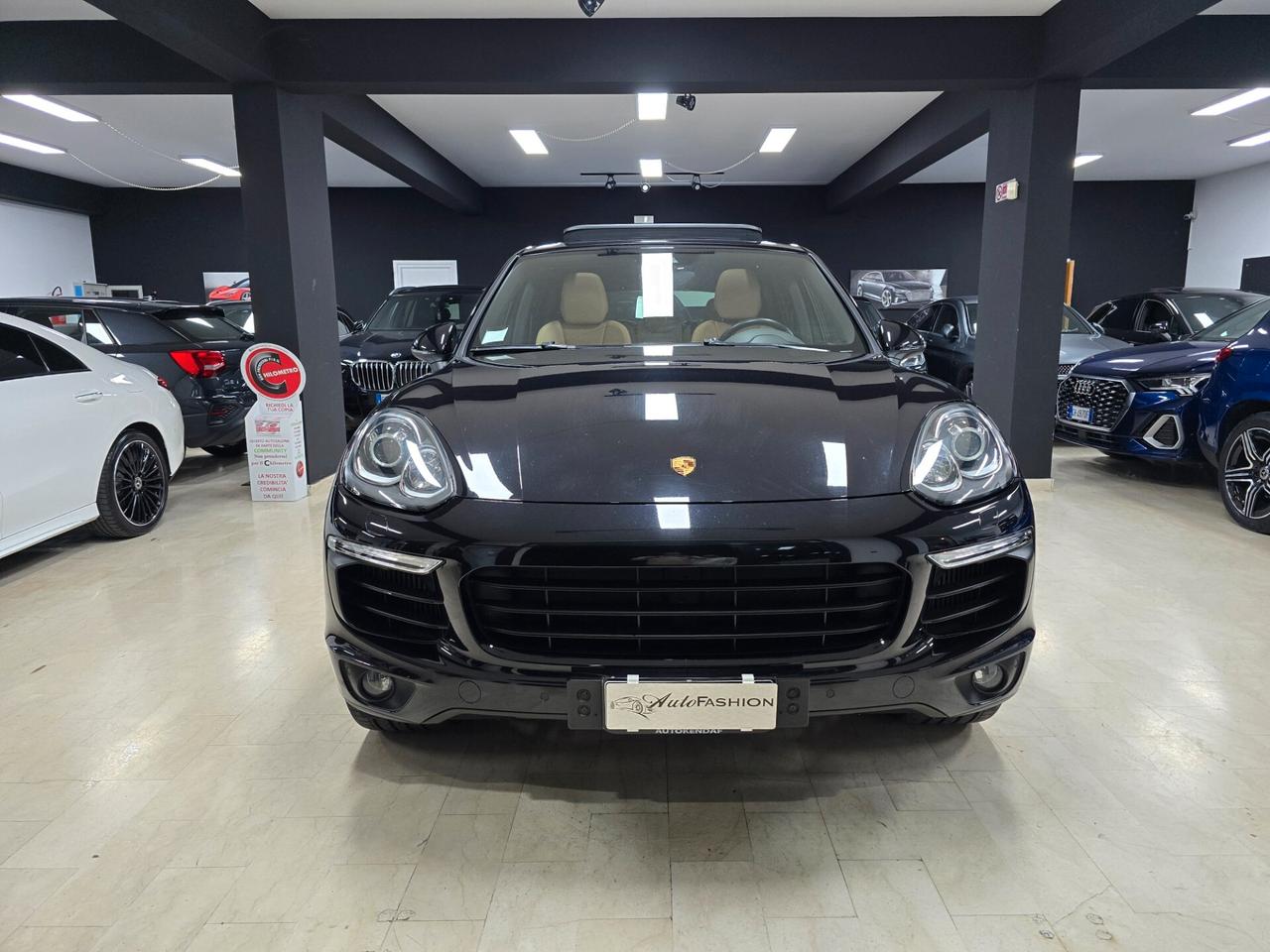 Porsche Cayenne 3.0 Diesel Platinum Edition (Extra Full)