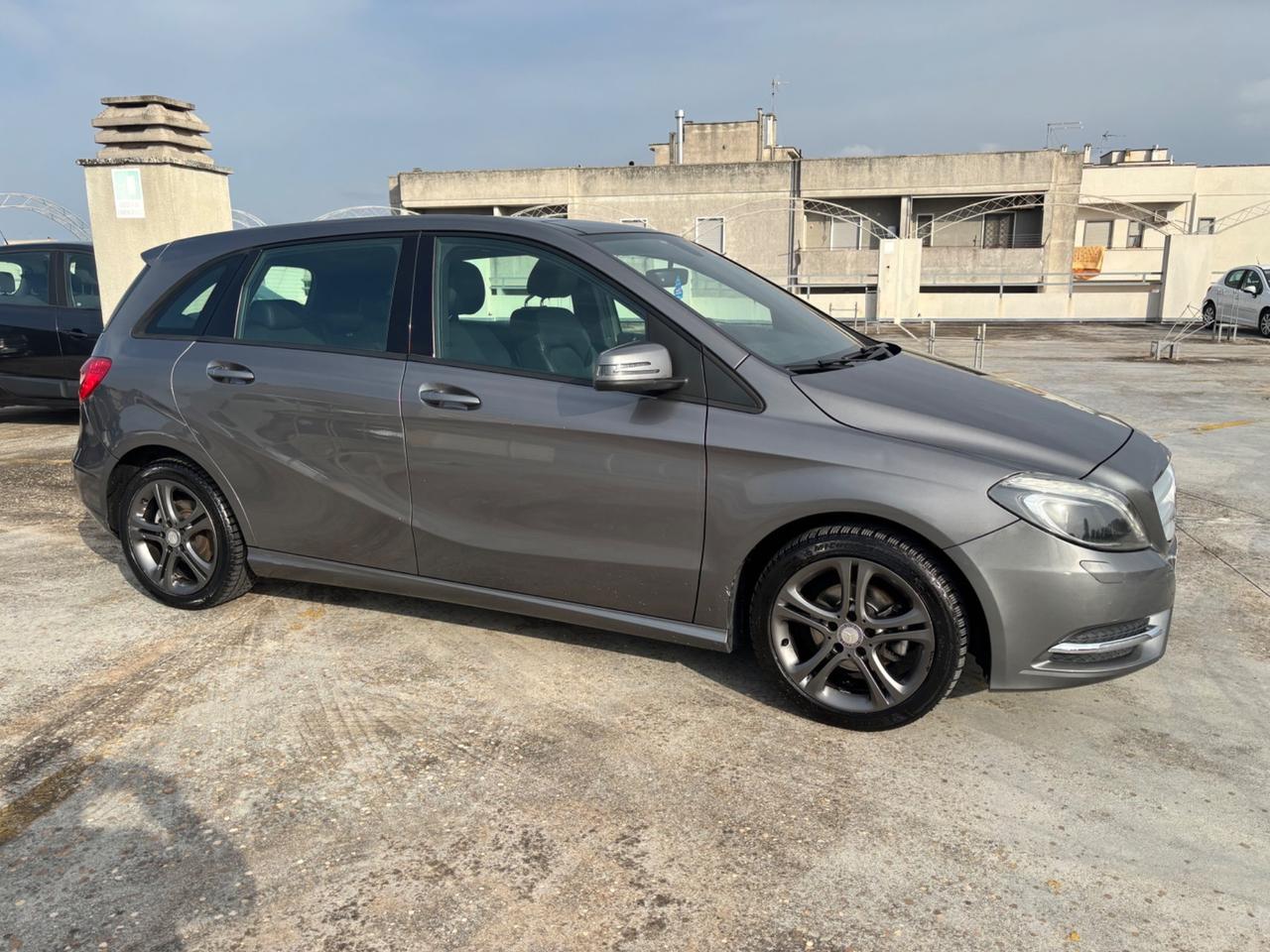 Mercedes-benz B 180 CDI Premium