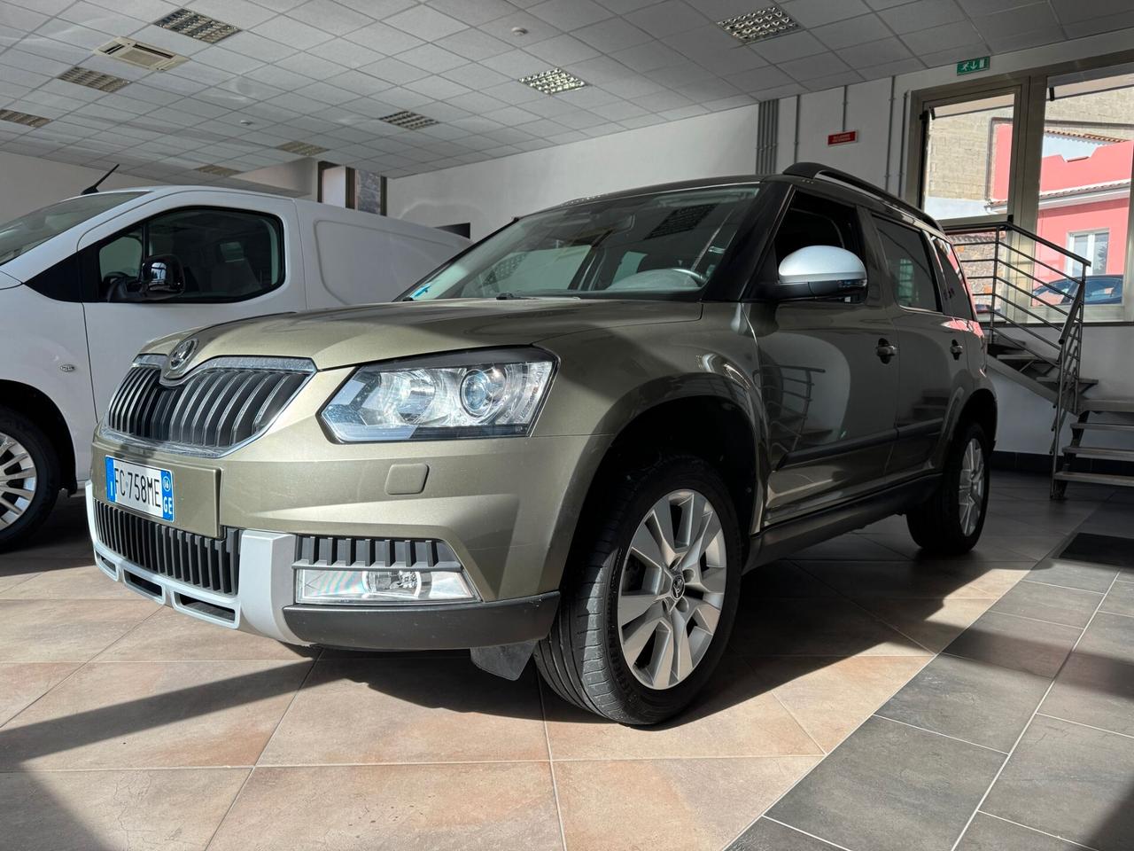 Skoda Yeti Outdoor 2.0 TDI SCR 150 CV DSG 4x4 Ambition