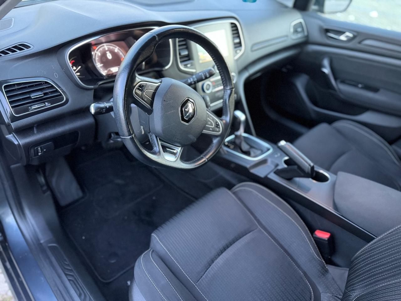 RENAULT Mégane Sporter 2018 dCi 110CV EDC Energy