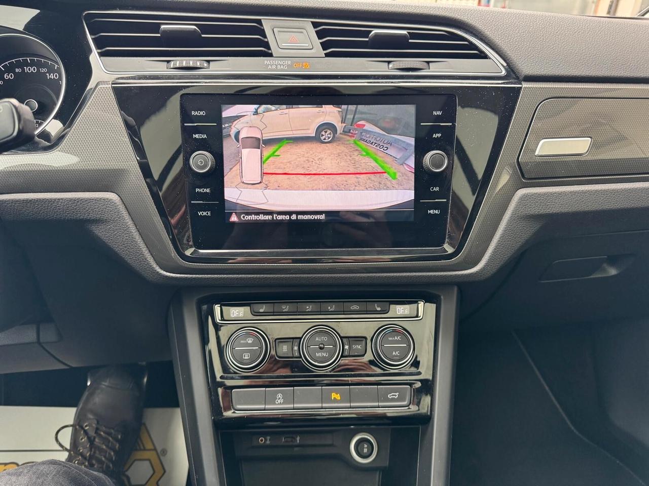 Volkswagen Touran 1.6 TDI 115 CV SCR DSG 7 Posti