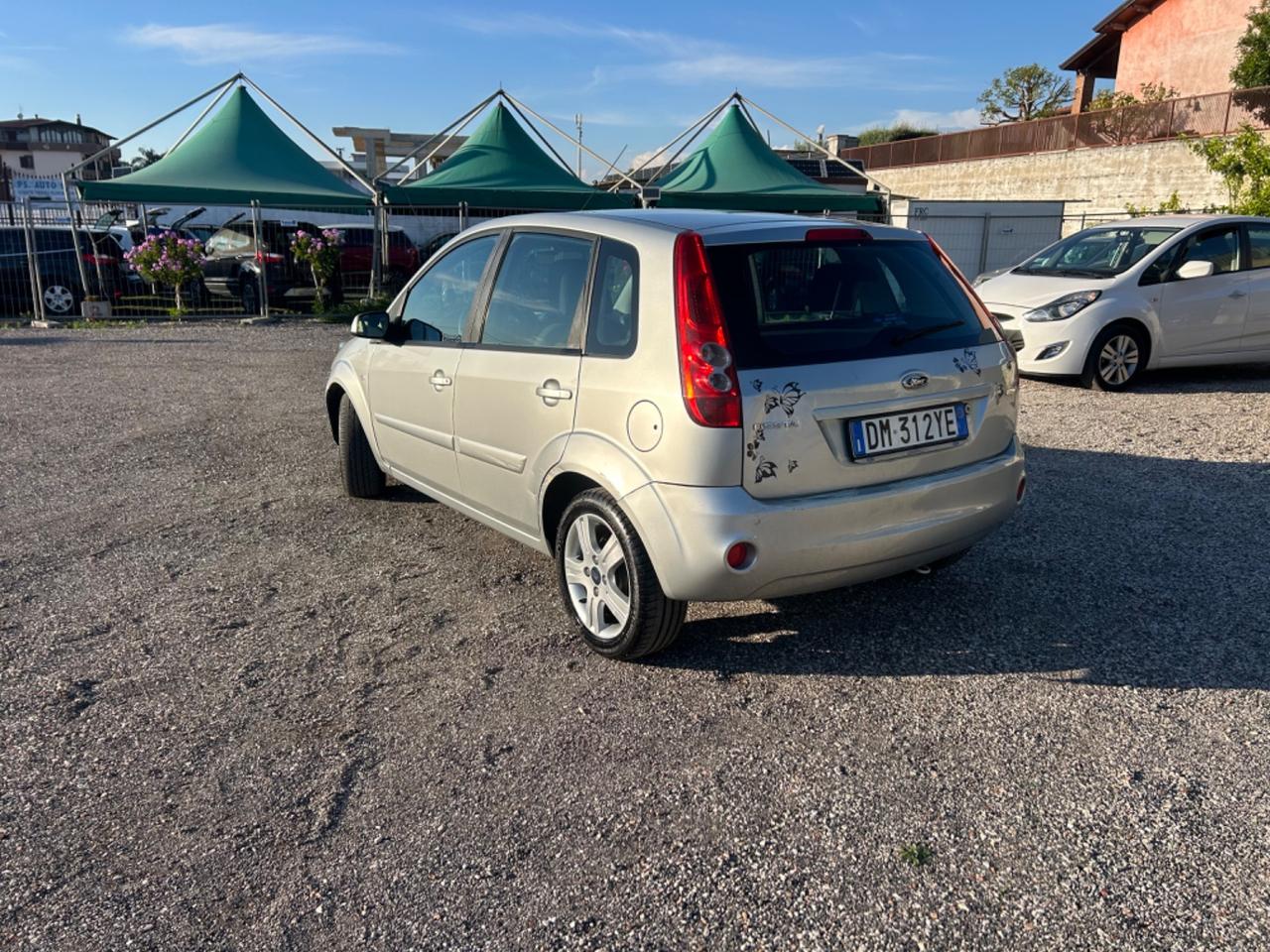 Ford Fiesta 1.4 TDCi 5p. Ghia