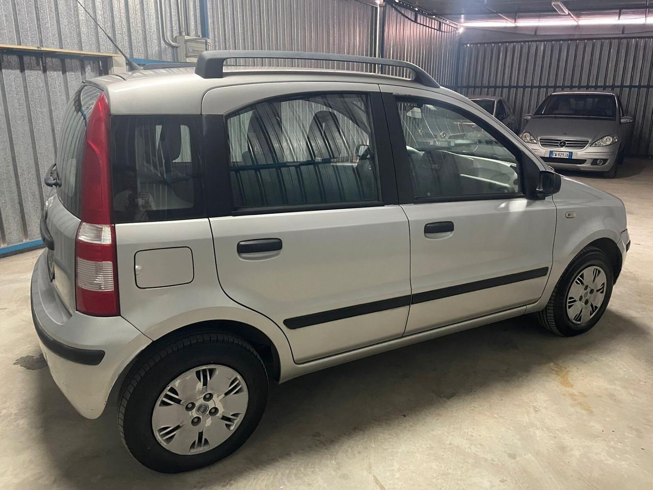 FIAT PANDA 1.2 - UNICO PROPRIETARIO - NEOPATENTATI
