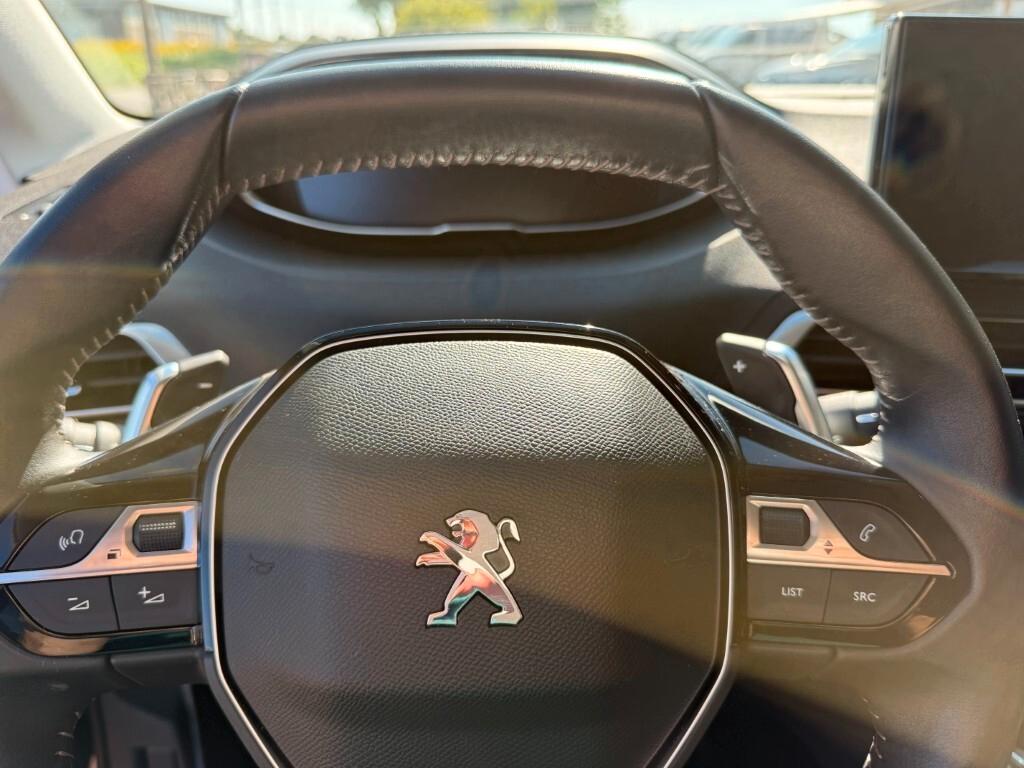 Peugeot 3008 BlueHDi 130 S&S EAT8 Allure