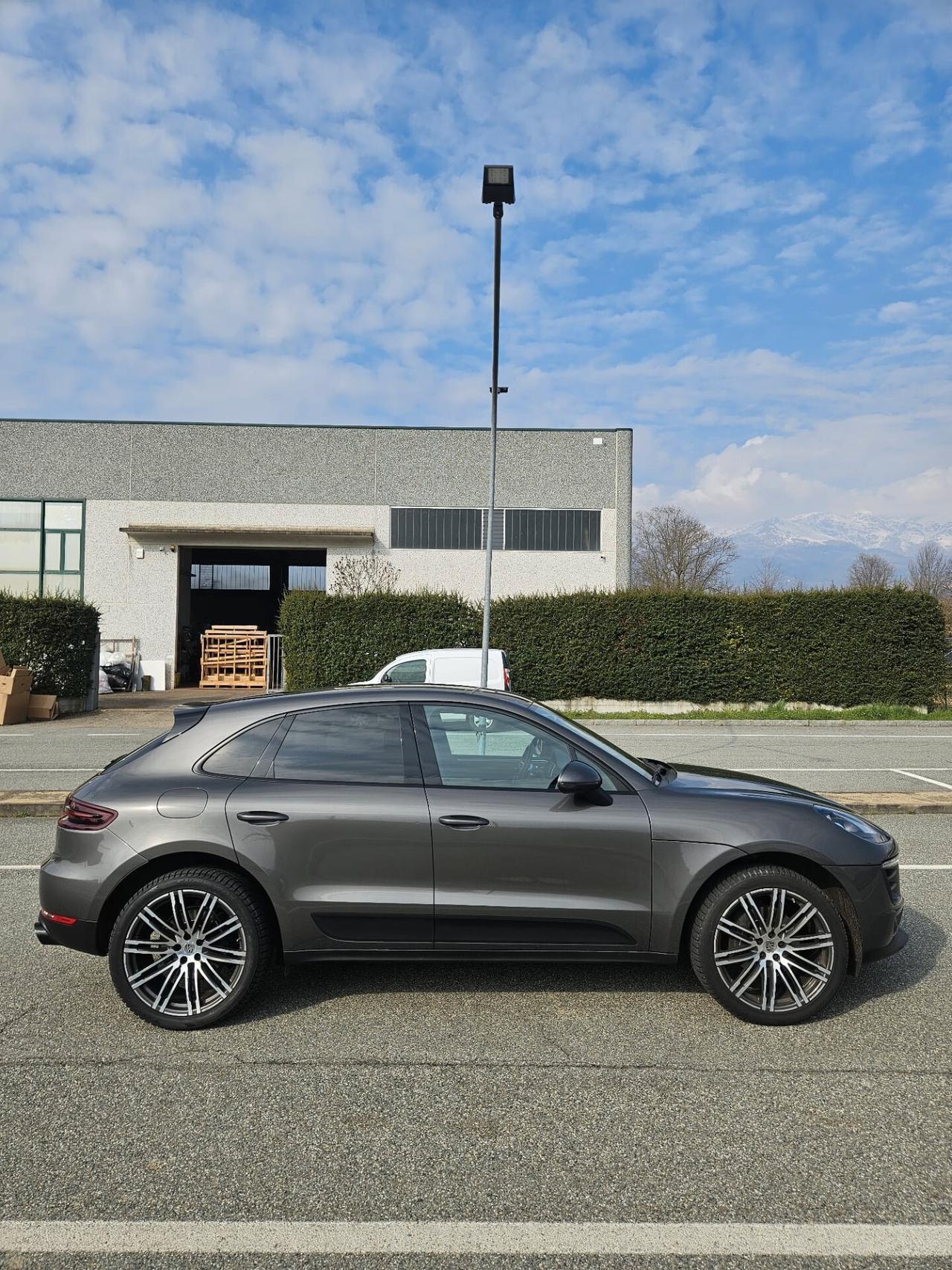 Porsche Macan 2.0 turbo benzina