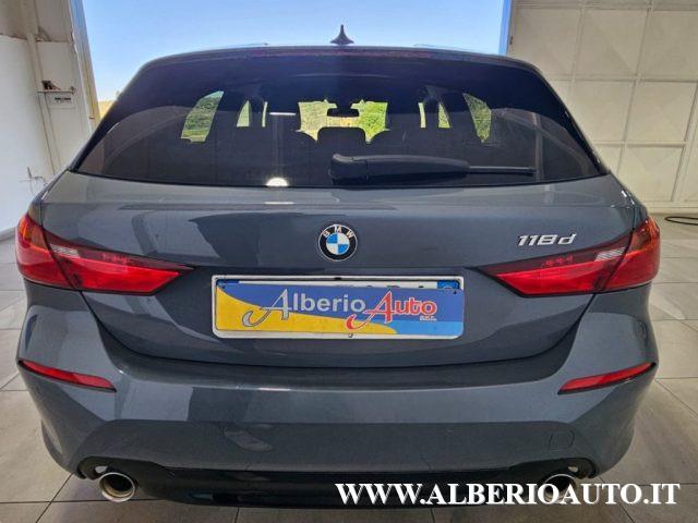 BMW 118 d 5p. Business Advantage