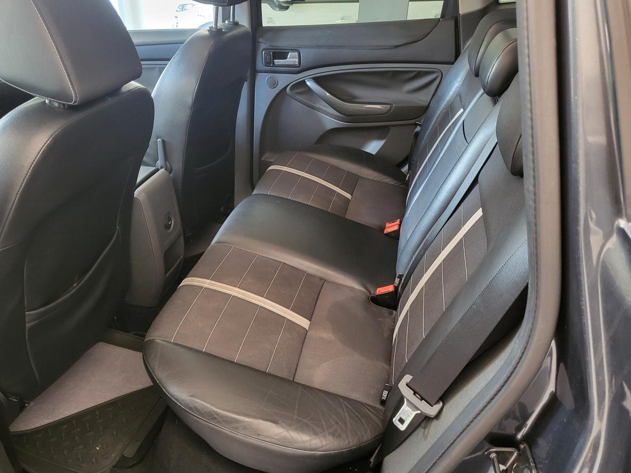 Ford Kuga 2.0 TDCi 136 CV 4WD Titanium DPF