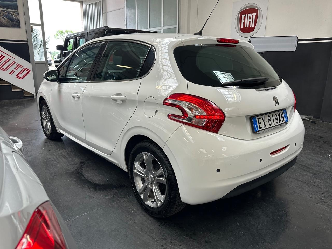 Peugeot 208 1.2 benzina 5 porte Allure