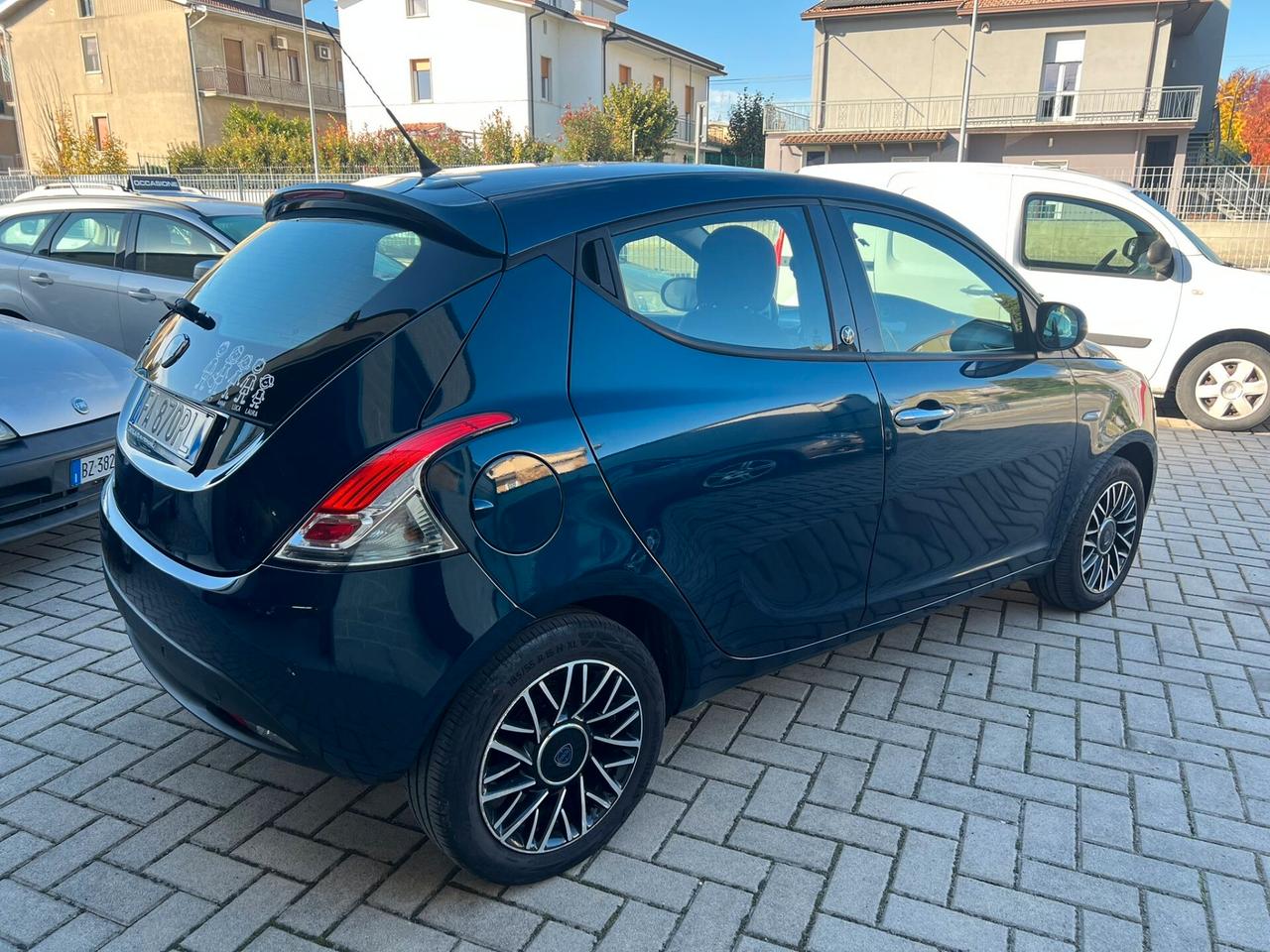 Lancia Ypsilon 1.2 69 CV 5 porte 30th Anniversary