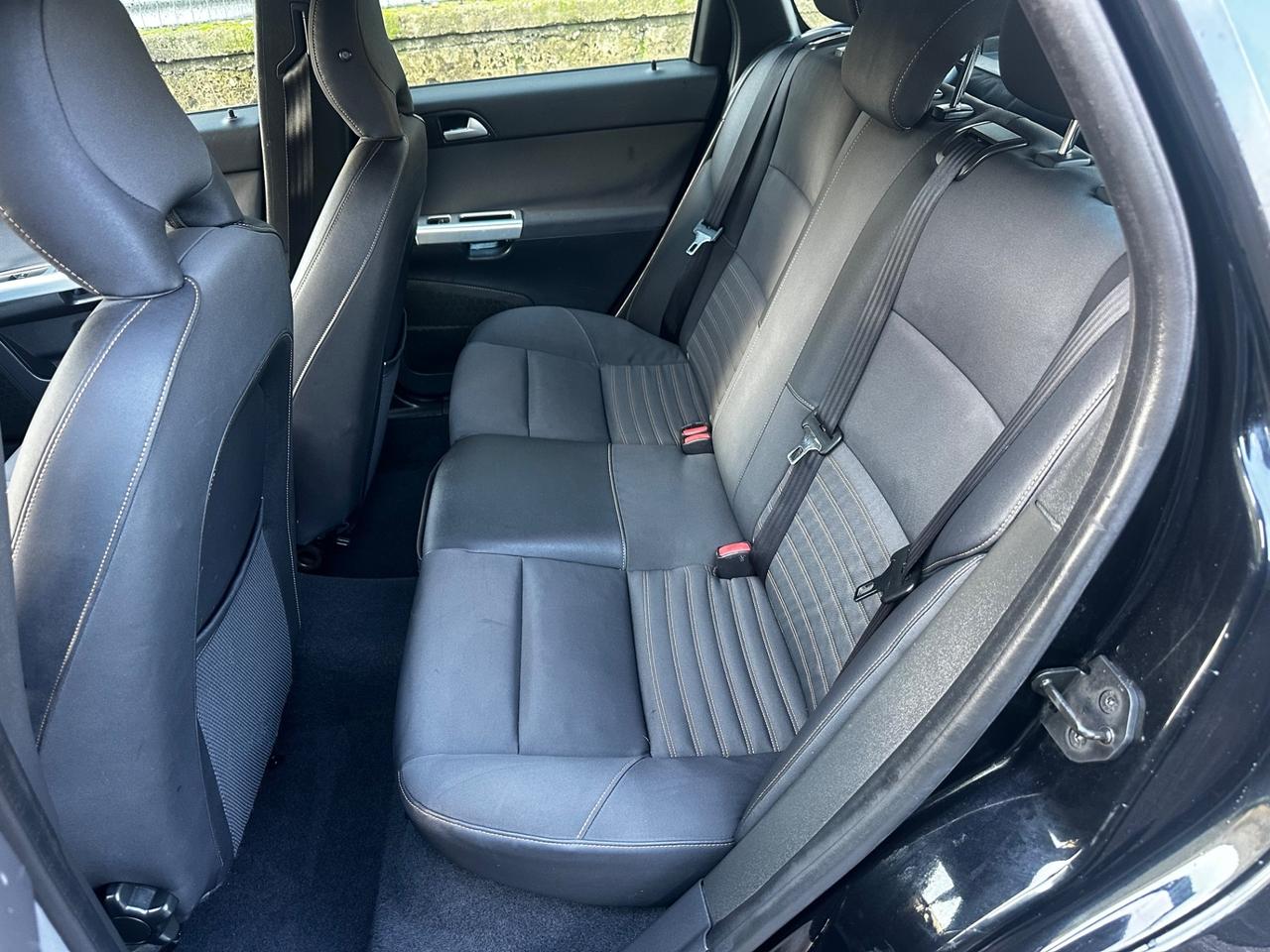 Volvo V50 1.6 TDCI 115CV D2 POLAR PLUS 2012