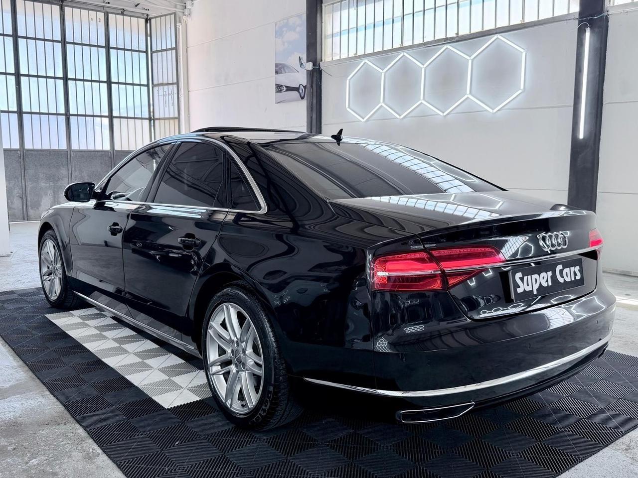 Audi A8 3.0 TDI 262 CV ultra quattro tiptronic