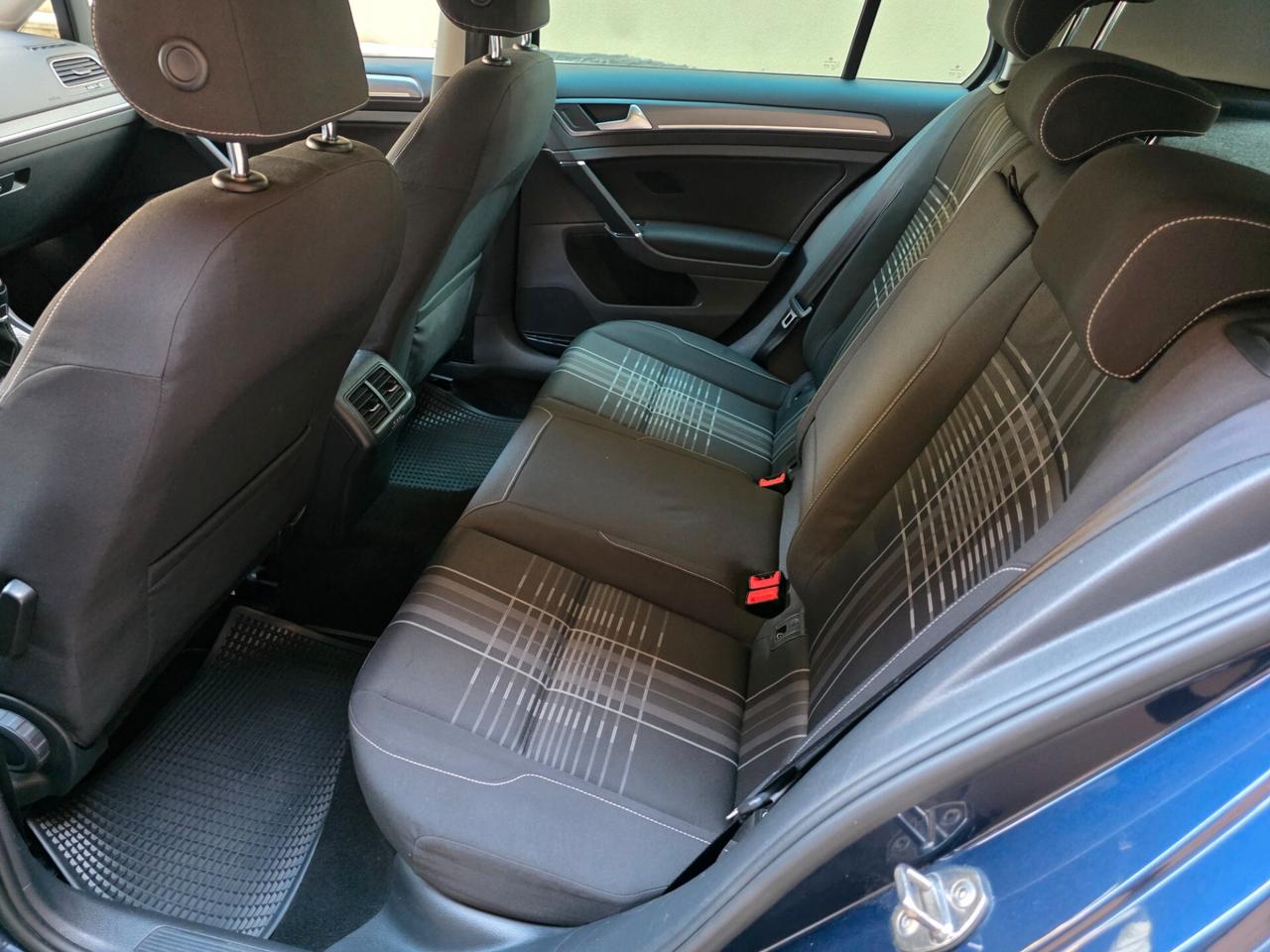 Volkswagen Golf 1.6 TDI 5p. Highline BlueMotion Technology