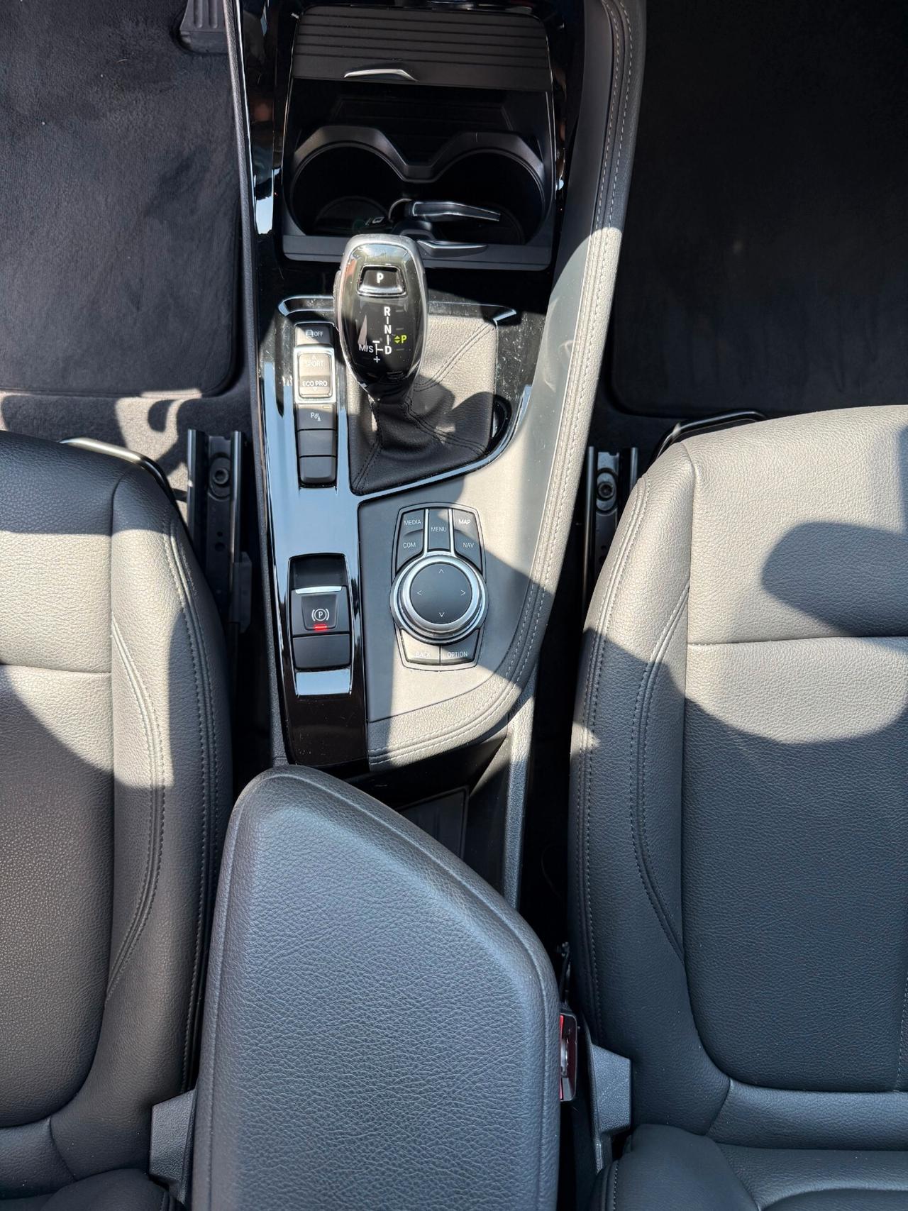 Bmw X1 sDrive18d xLine