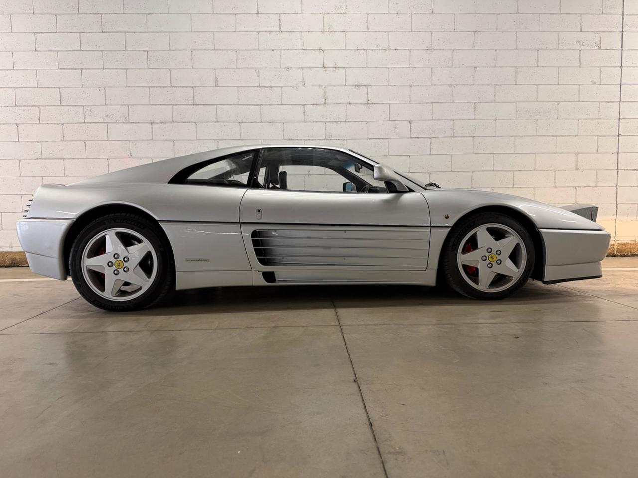 Ferrari 348 TB V8
