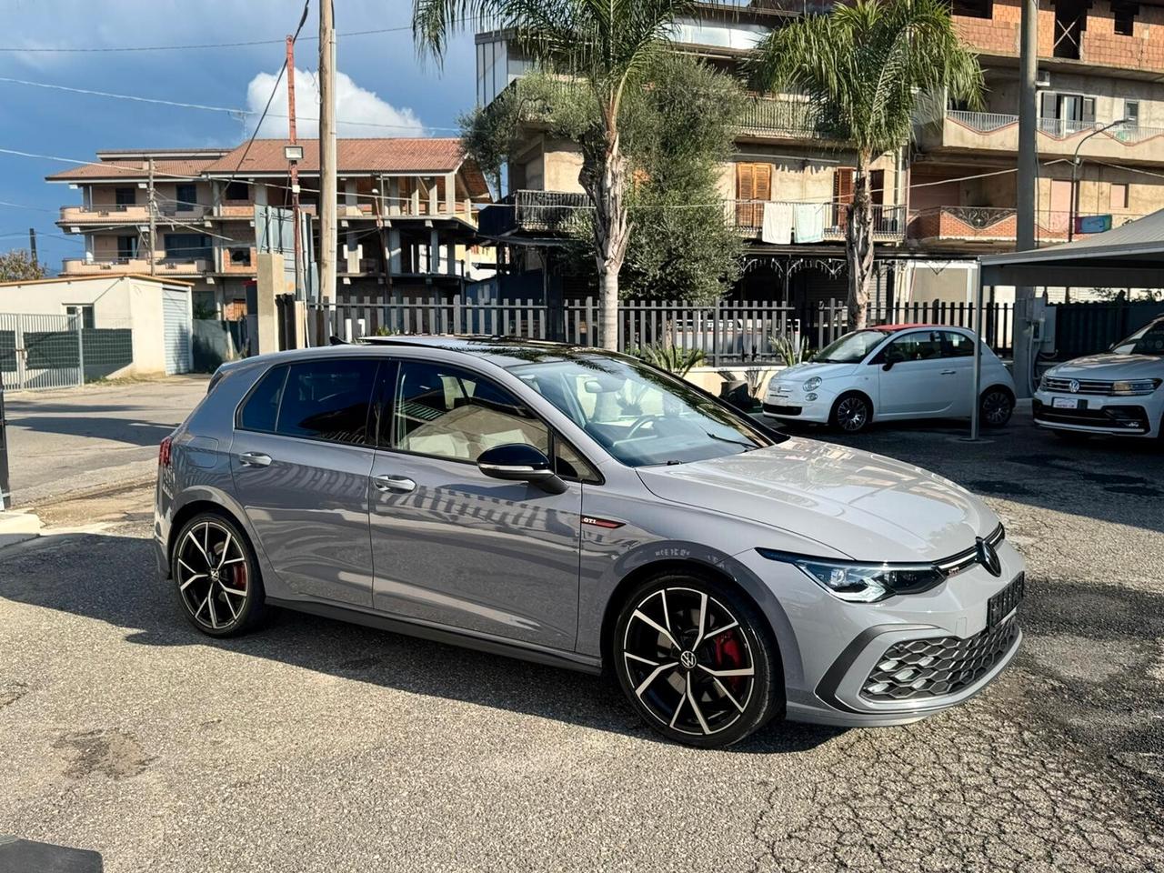 Volkswagen Golf 8 GTI 2.0 TSI DSG