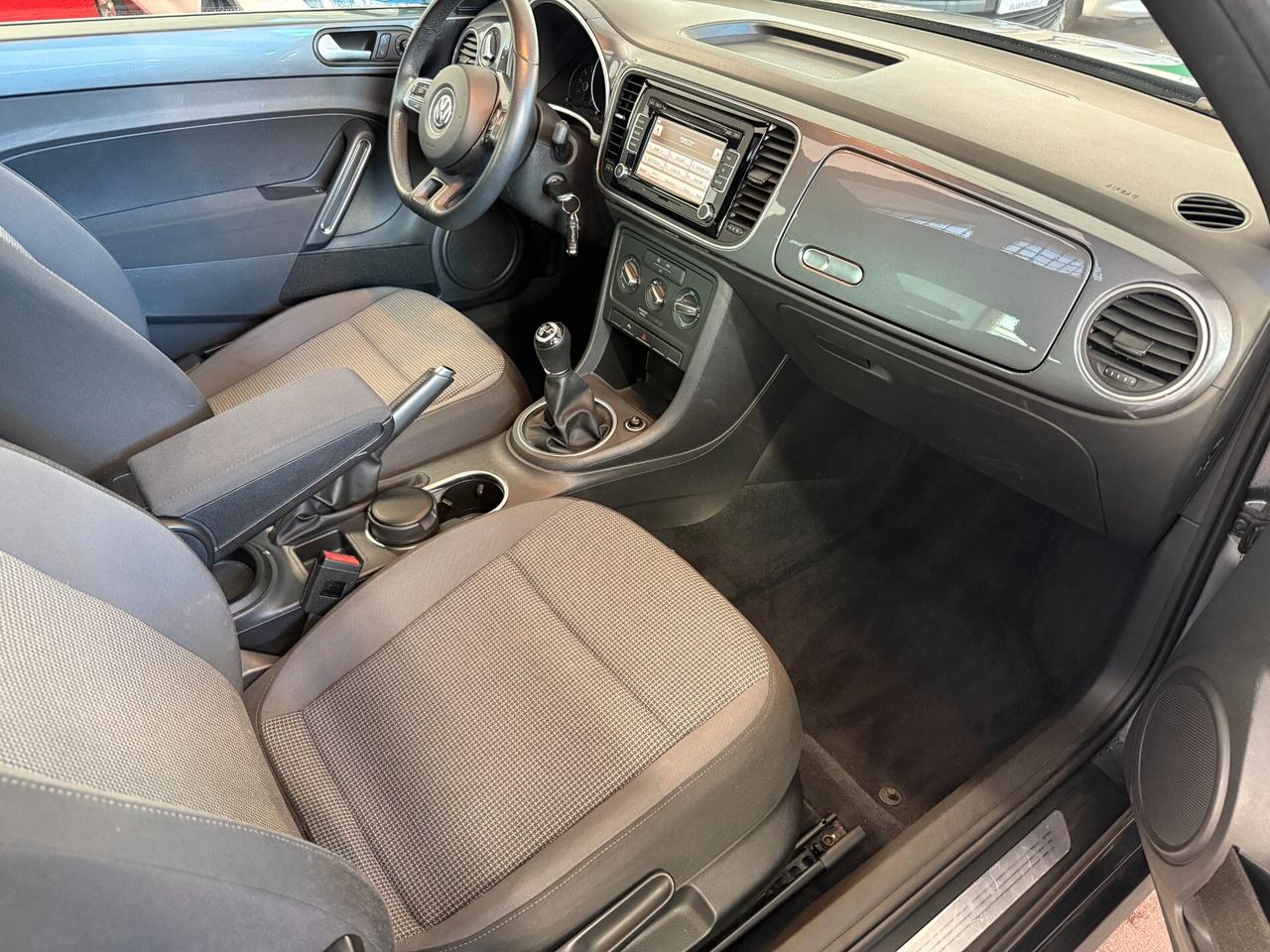 Volkswagen Maggiolino 1.6 TDI Design