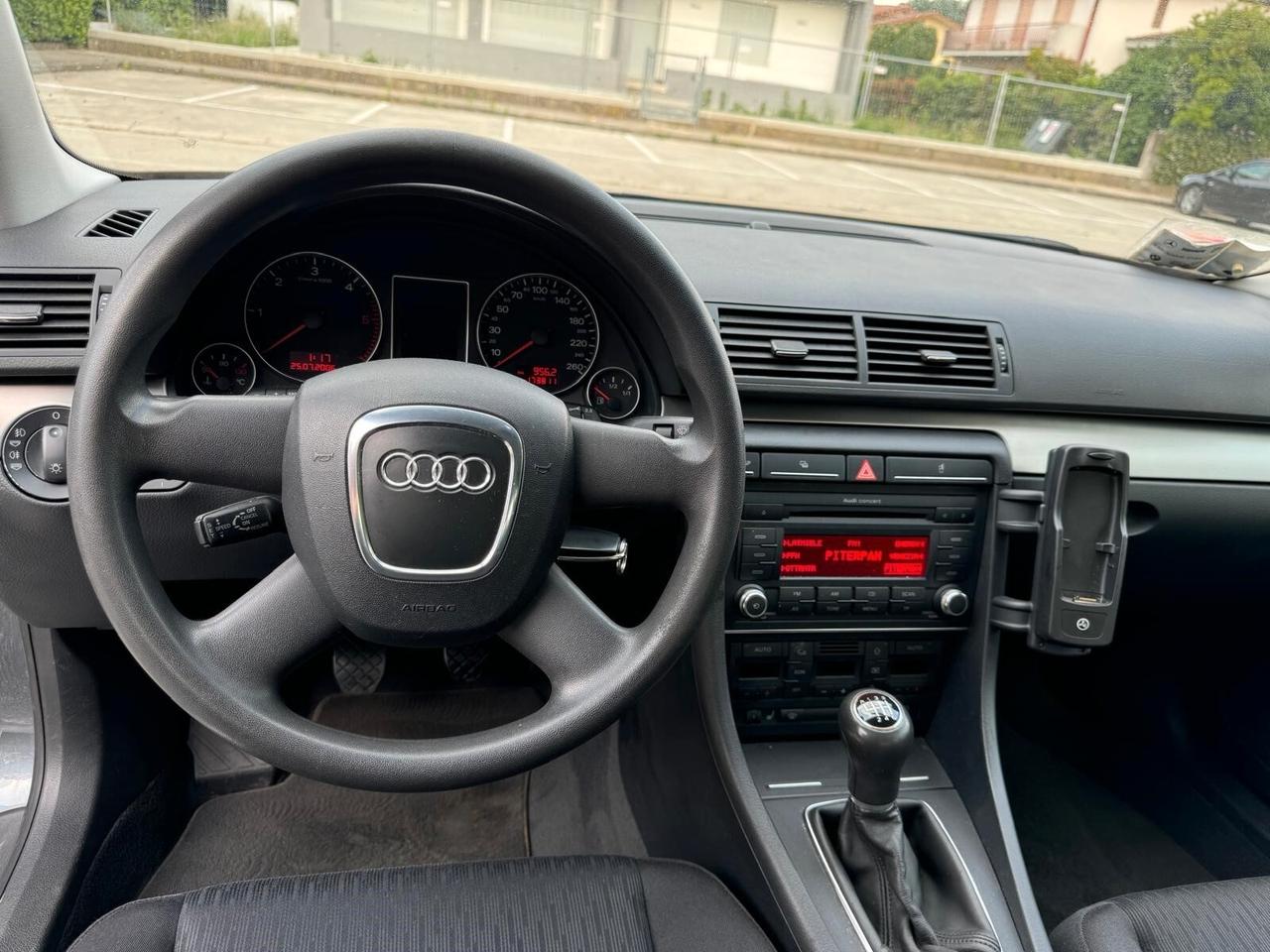 Audi A4 2.0 TDI F.AP. Avant Top plus NEOPATENTATI