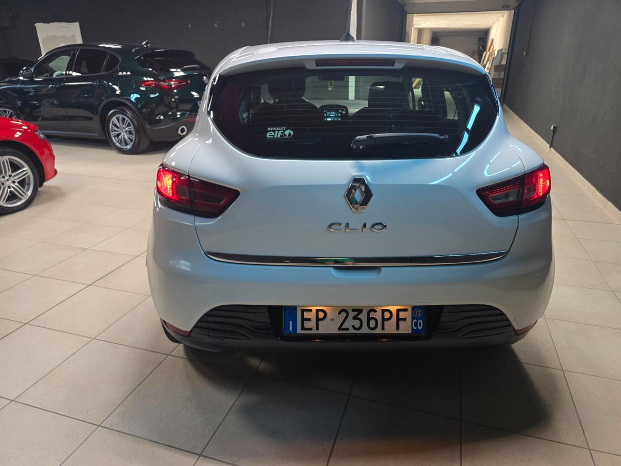 Renault Clio 1.2 75CV 5 porte Wave