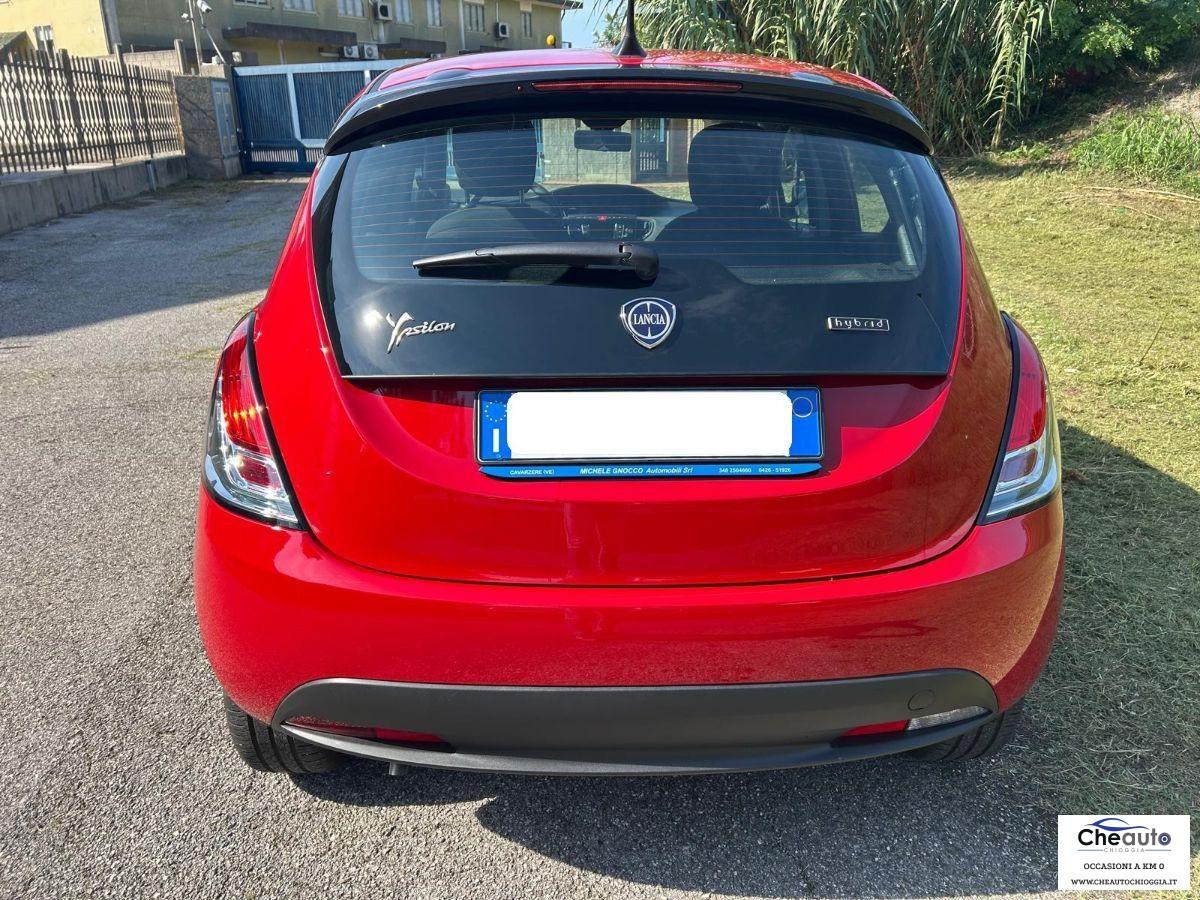 LANCIA - Ypsilon -1.0 firefly hybrid Silver s