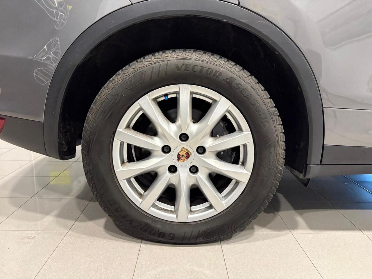 Porsche Cayenne 3.0 V6 tdi 245cv tiptronic