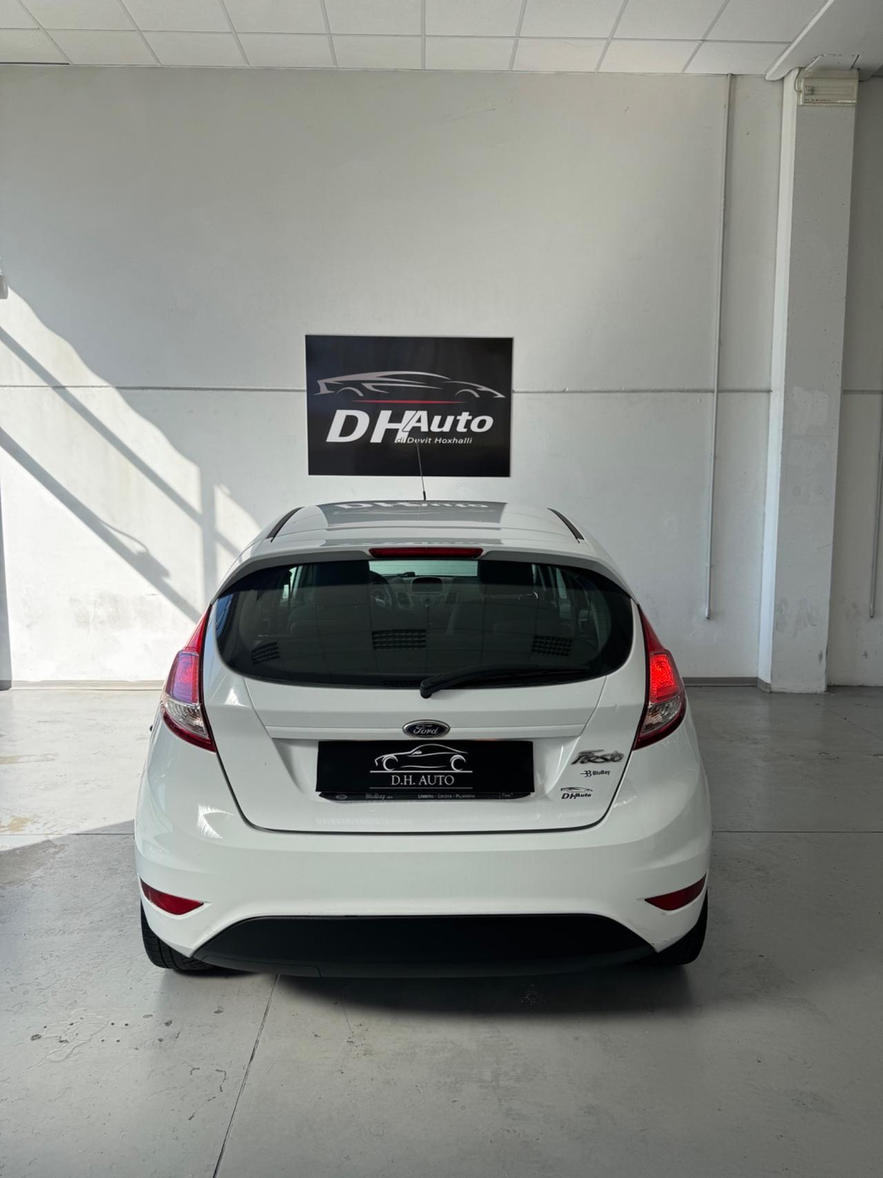 Ford Fiesta 1.5 TDCi 75CV 5 porte Titanium