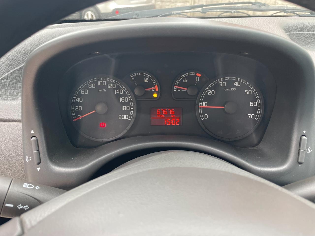 Fiat Punto 1.2 5 porte Active IDONEA NEOPATENTATI