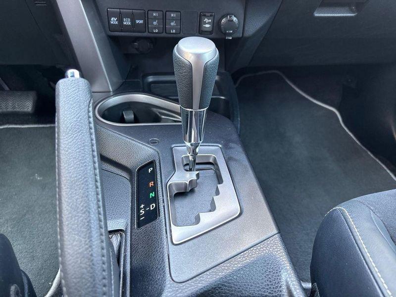 Toyota RAV4 Hybrid 2.5 HV 197cv E-CVT Style 2WD