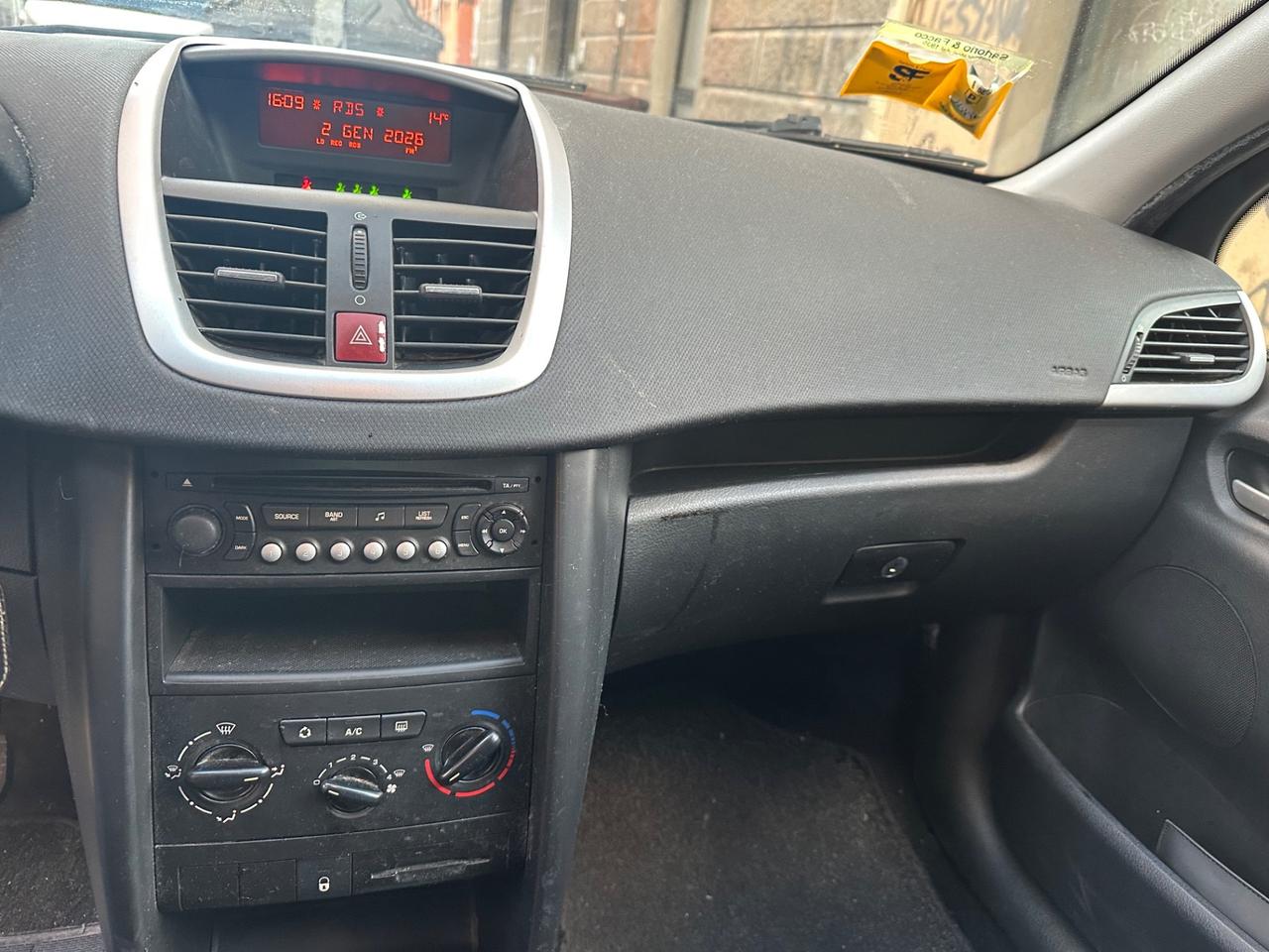 Peugeot 207 1.4 HDi 70CV 3p. X Line