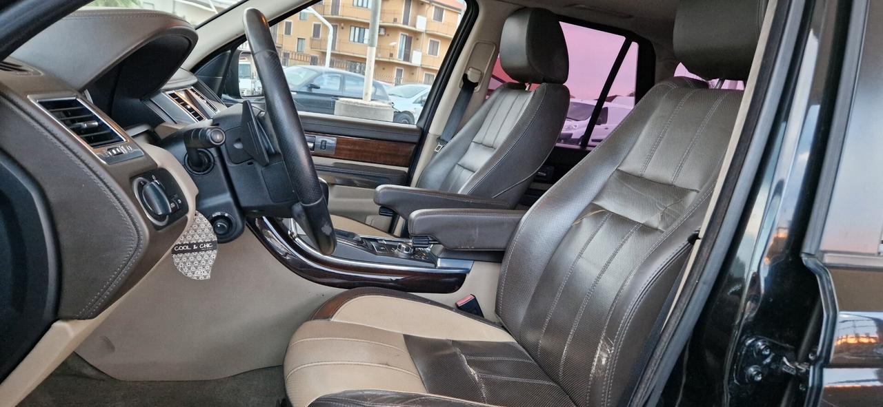 Land Rover R.R Sport 3.0 SDV6 Autobiography