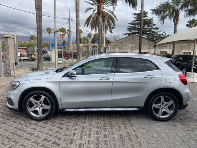 MERCEDES-BENZ GLA 200 d Automatic 4Matic Premium